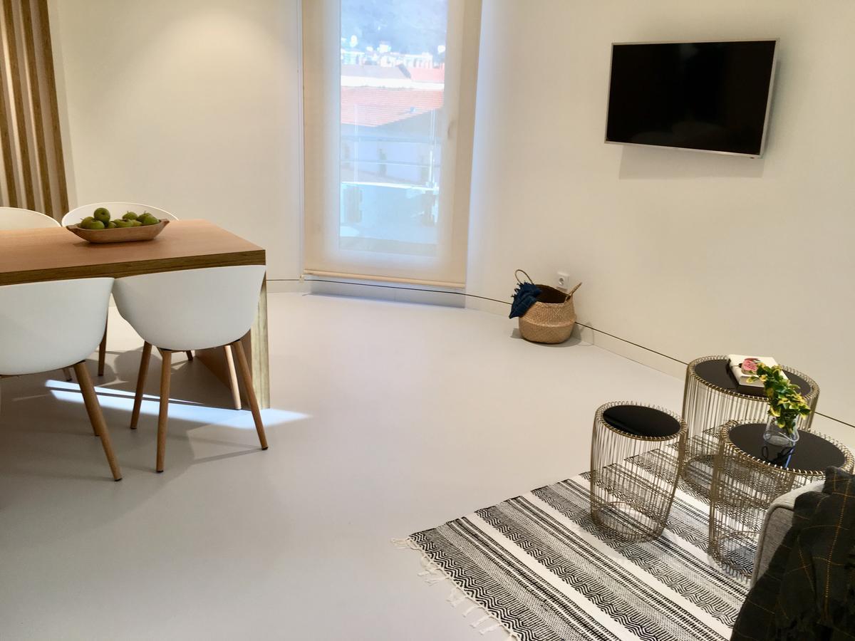 Inside Bilbao Apartments Ngoại thất bức ảnh